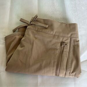 Magellan Outdoor fish gear water repellent M 8-10 girls